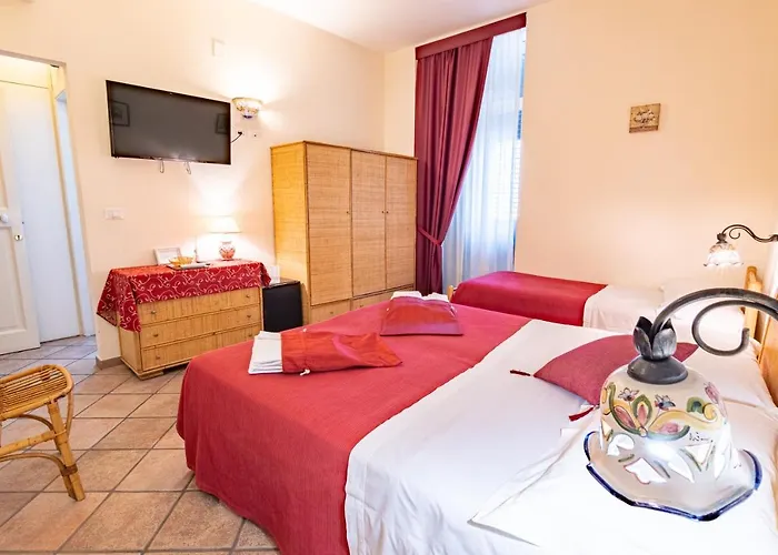 לינה וארוחת בוקר Ottocento Sul Mare 4*