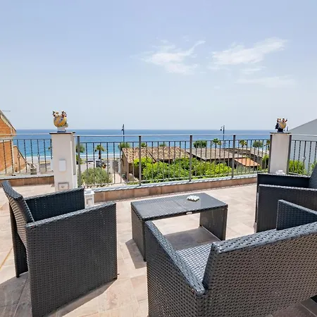 B&B Ottocento Sul Mare 니차 디 시칠리아